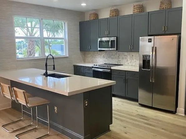 229 N Latitude Circle, Delray Beach, FL 33483