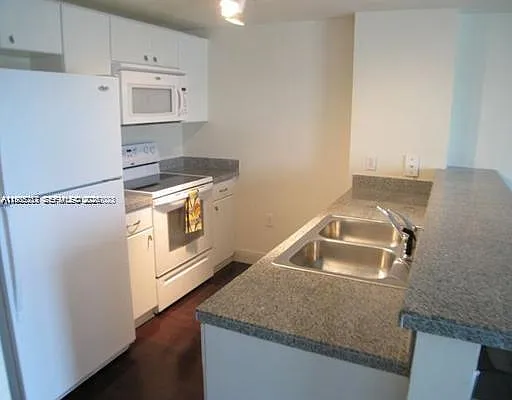 2740 SW 28th Ter #503 — Photo 10