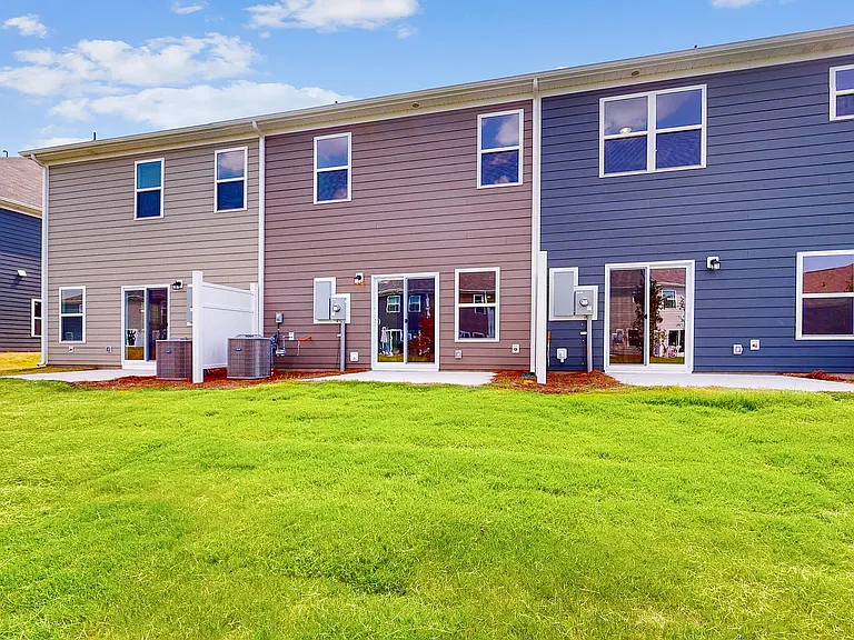 2752 Yeager Dr NW — Photo 18