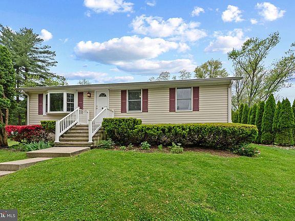 3rd image of 5034 Avoca Ave