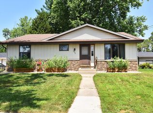 728 E Main St, Whitewater, WI 53190