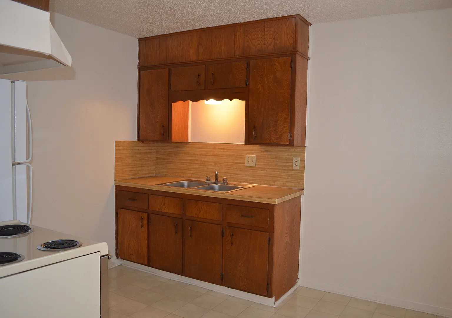 4404 Lake Road: — Photo 2