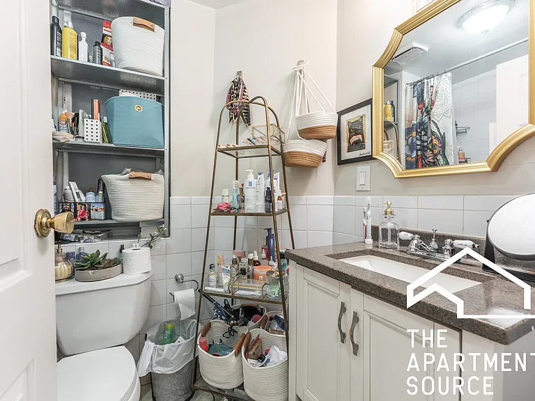 3519 N Reta Ave #1F — Photo 8
