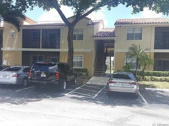 3rd image of 1259 SW 46th Ave APT 1906