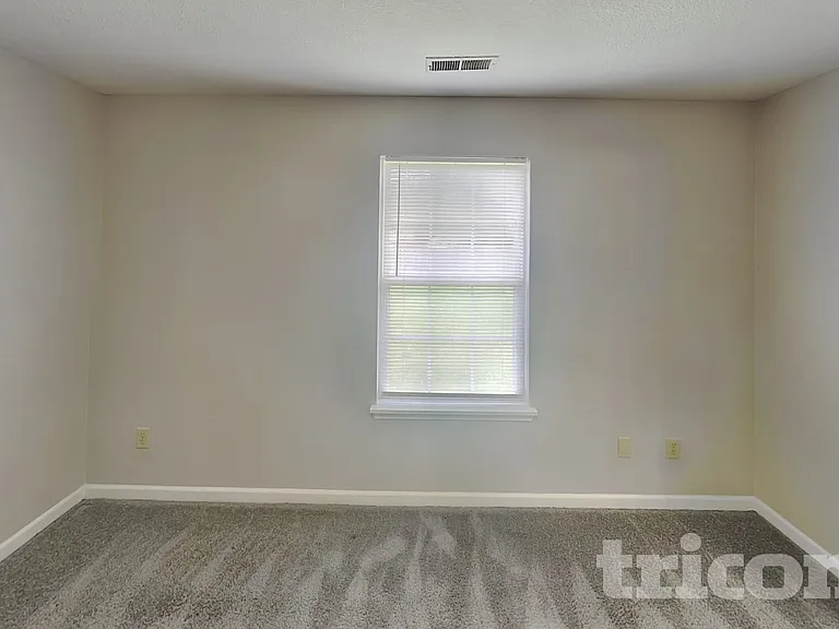 7260 Kidwell Dr — Photo 8