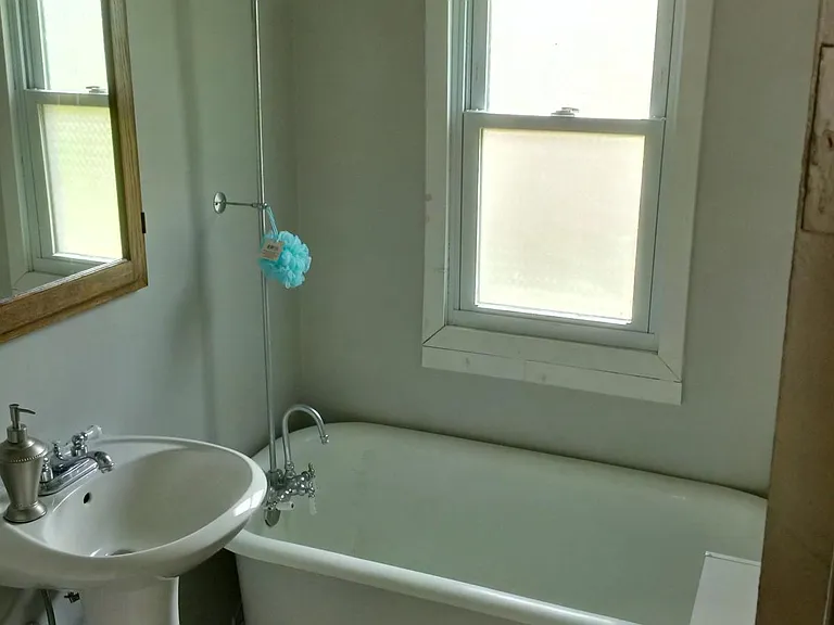 1432 Hague Ave — Photo 5