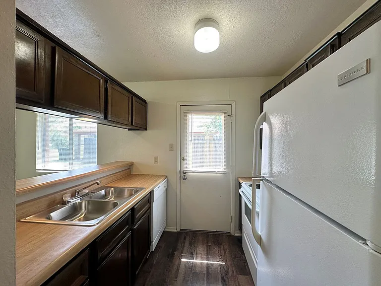 2104 N WS Young Dr — Photo 26