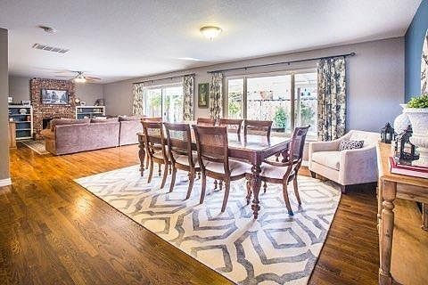 2nd image of 3800 Poinsettia Dr