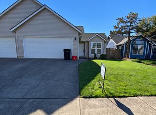 938-940 Boardwalk Ave NE, Salem, OR 97303