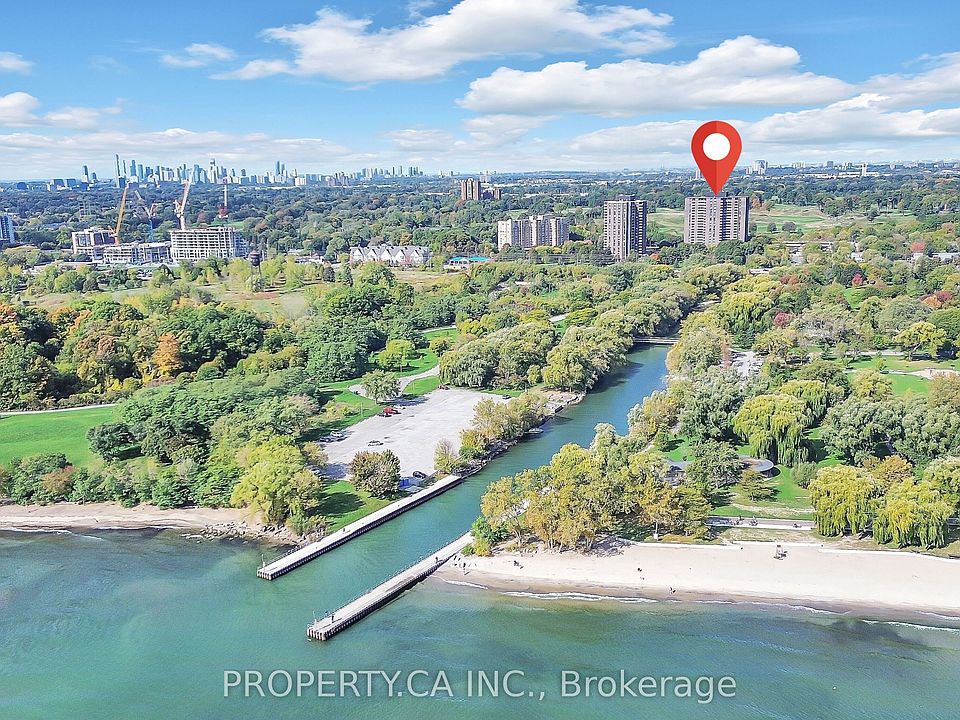 1st image of 1535 Lakeshore Rd E Unit 305