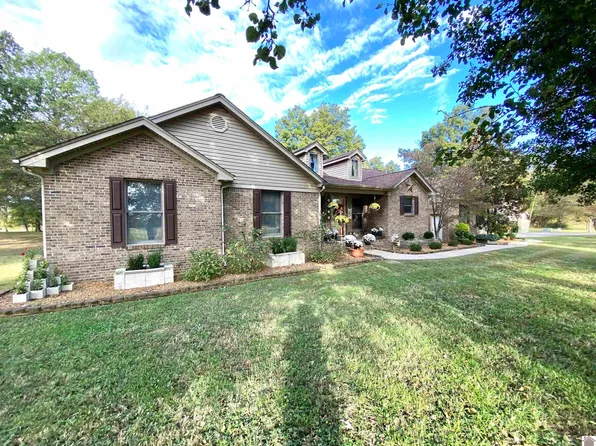 7015 McNeil Alsip Rd, Paducah, KY 42003