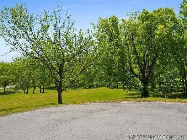 7575 S 283rd East Ave, Broken Arrow, OK 74014