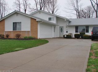 5857 Ashcroft Dr, Mayfield Heights, OH