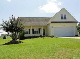 65 Atkins Place Cir, Fuquay Varina, NC 27526