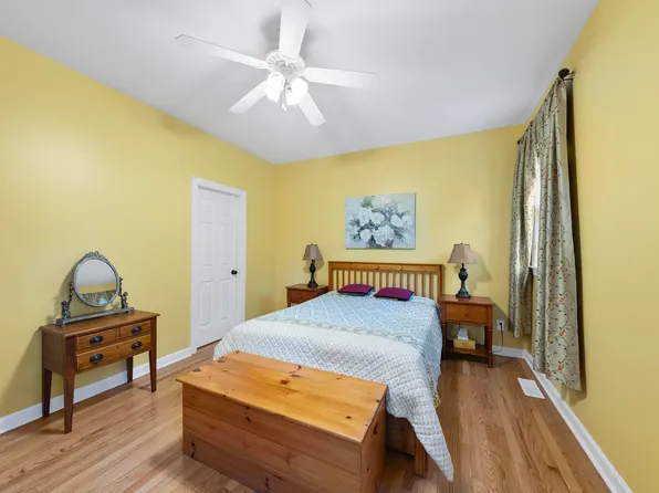 30 Cornerstone Dr, Franklinton, NC 27525