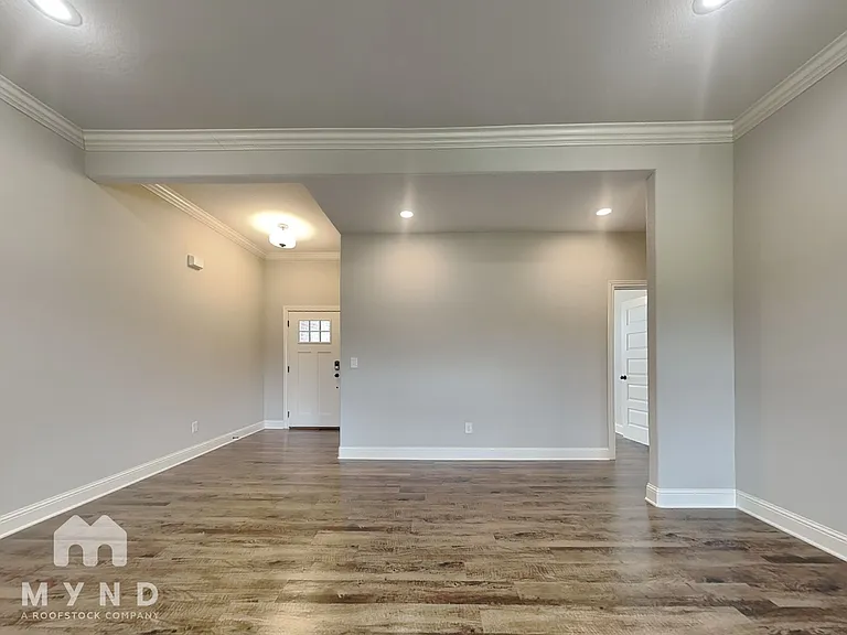 741 Captain Stockton St — Photo 4