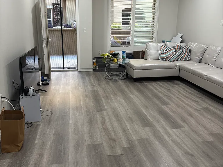 128 N Oak Knoll Ave #110 — Photo 6