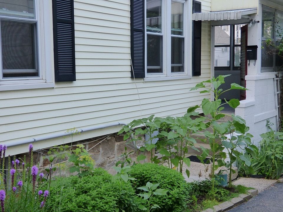 APT in Central Greenwich