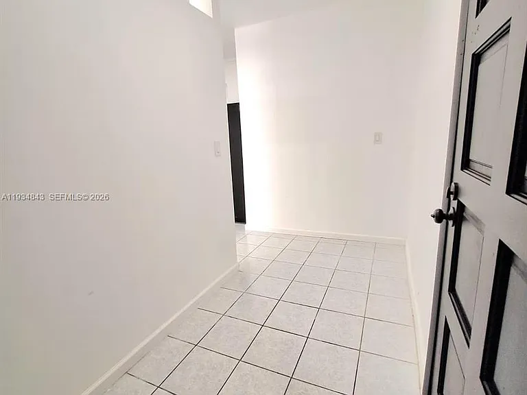 14402 SW 111th St — Photo 4
