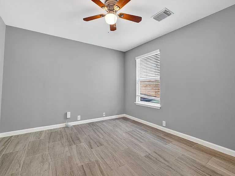 3950 Canyon Pkwy — Photo 27