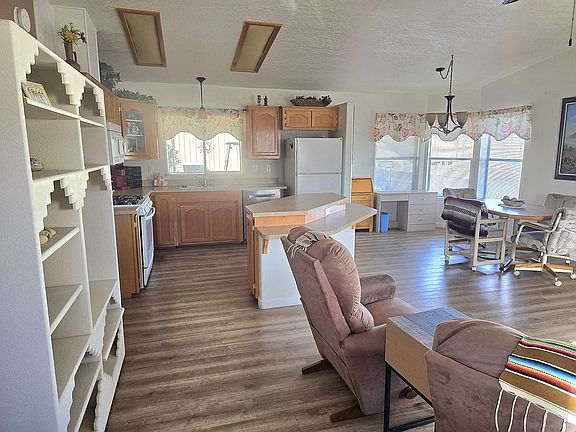 3rd image of 2054 N Thornton Rd #125