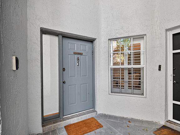 5th image of 11683 Briarwood Circle #3