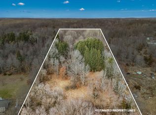 1940 E Mosherville Rd, Jonesville, MI 49250