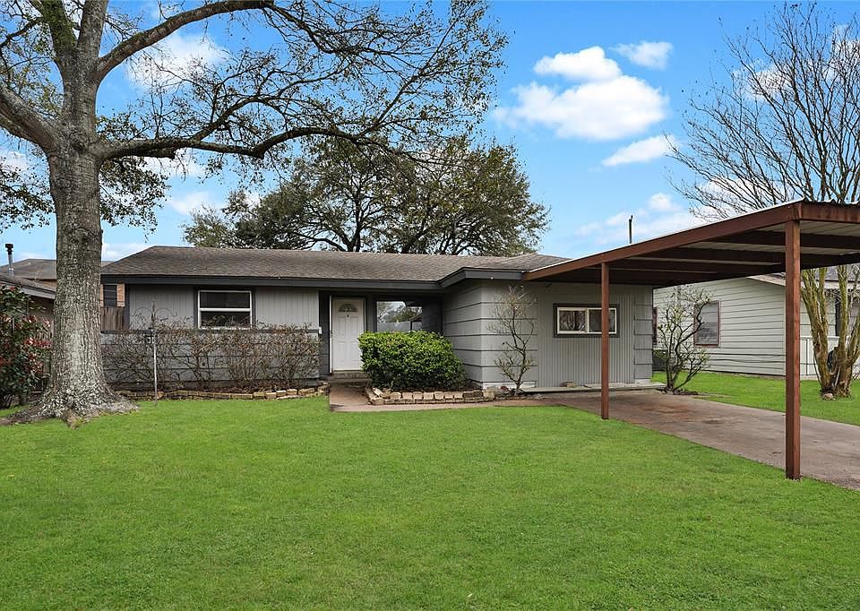 1st image of 1104 Edward Dr