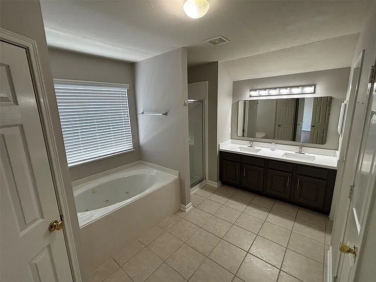 18002 Secret Branch Ln — Photo 26