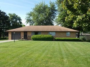 8 Marilla Park Rd, Streator, IL 61364