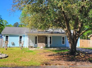 103 Pine Ct, Summerville, SC 29486