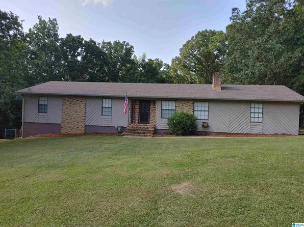 151 Fulton Cir, Sylacauga, AL 35150