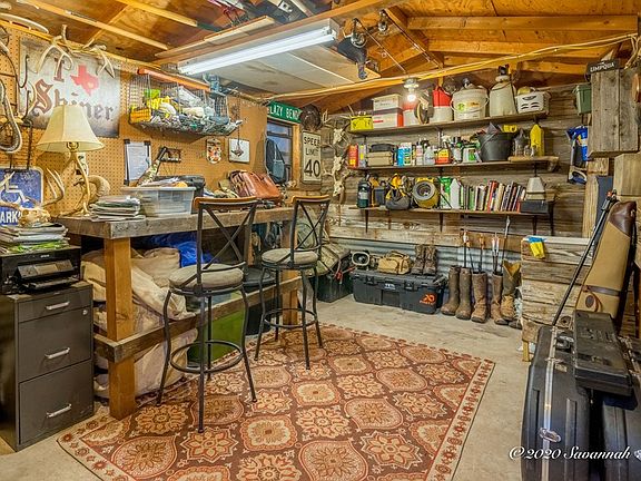 4th image of 3406 Oakmont Dr