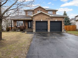 527 Joseph St, Carleton Place, ON K7C 4T9