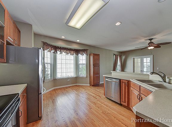 3rd image of 21266 Windsor Lake Ln