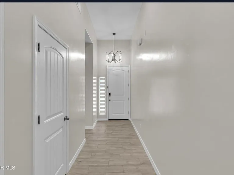 13729 Lago Vista Ave — Photo 31