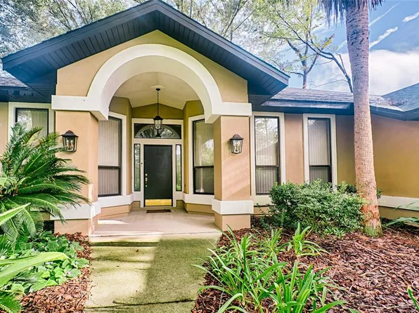 8136 SW 9th Ln, Gainesville, FL 32607