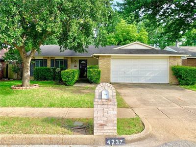 4237 Longmeadow Way, Fort Worth, TX, 76133
