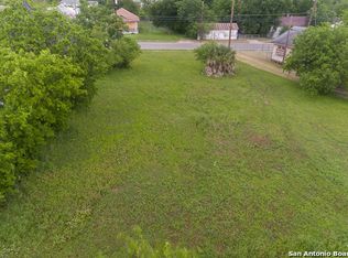 1115 S Olive St, San Antonio, TX 78210