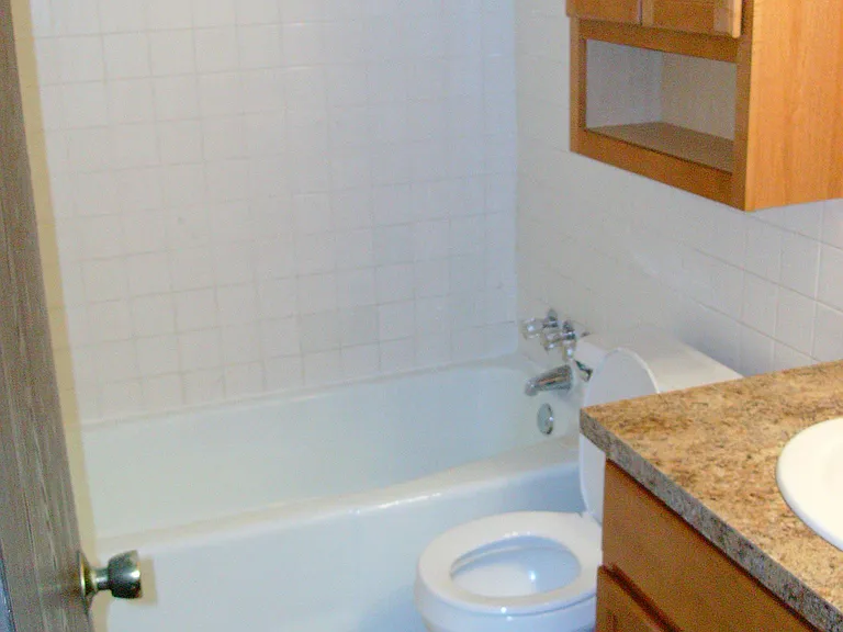 2908 Treeside St NW #B — Photo 9