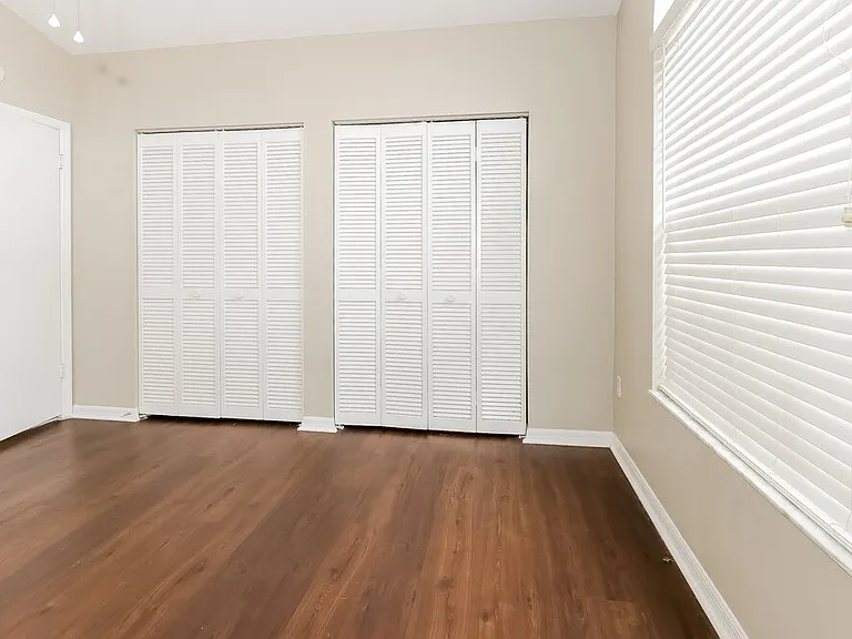12996 Meadowbreeze Dr — Photo 13