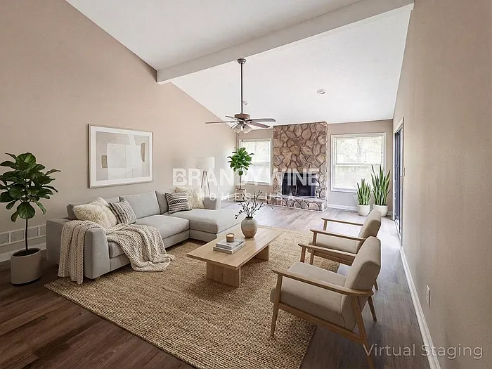 1704 Hickory Grove Trl NW — Photo 4