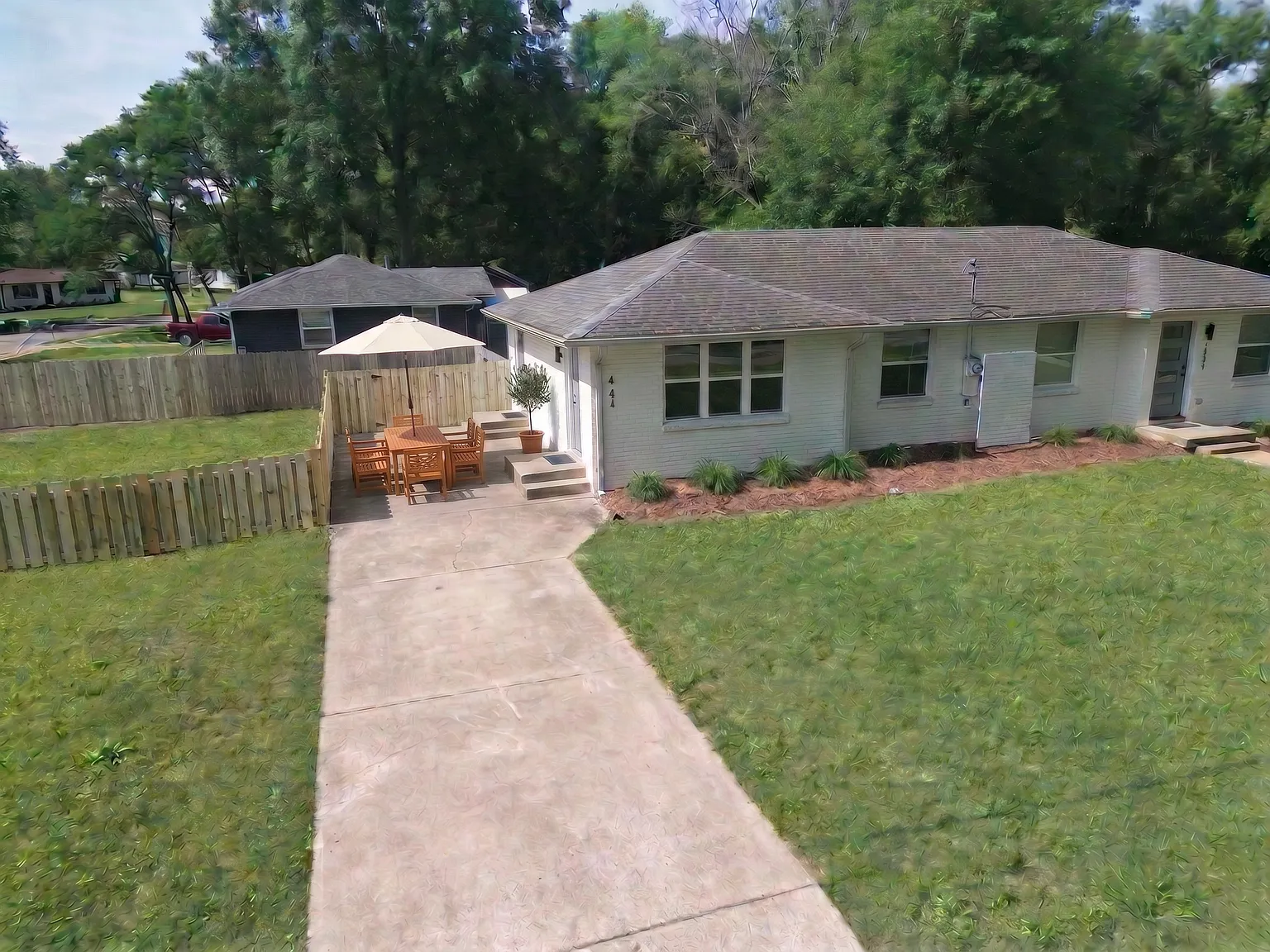 289A Nokes Dr, Hendersonville — Photo 2