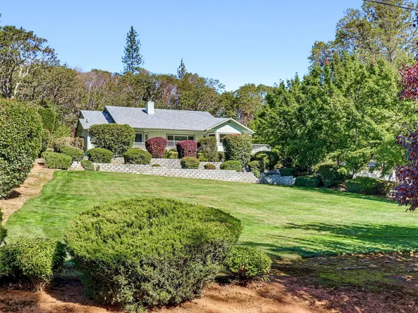 42 Tenney Dr, Rogue River, OR 97537
