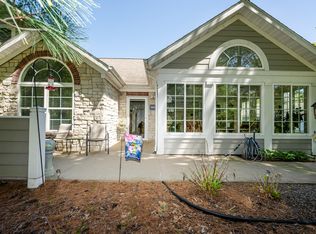 2848 Villa Ln, Benton Harbor, MI 49022
