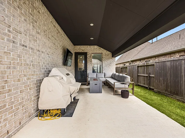 2122 Germander Ln — Photo 34