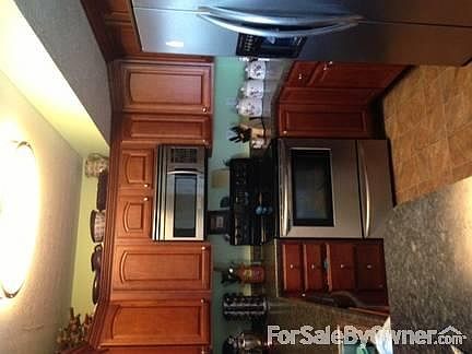 3rd image of 136 Dallas Dr