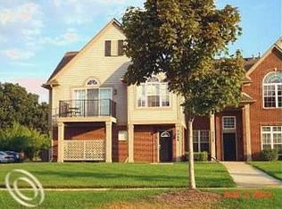 3260 Primrose Ln, Ypsilanti, MI