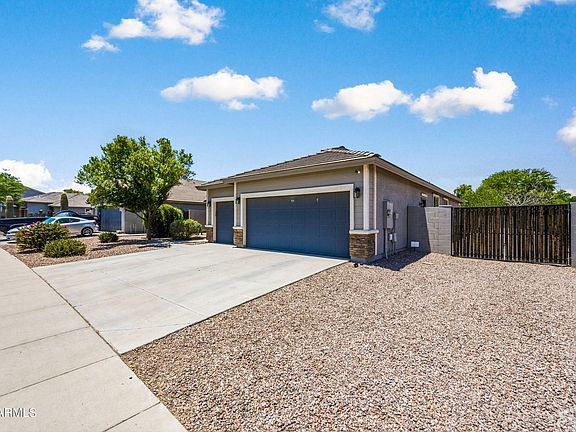 2nd image of 34634 N Appaloosa Way