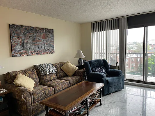 Rented by Compass | media 41